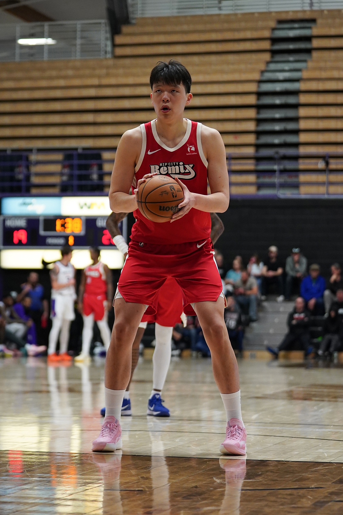 开云-队友太独了！混音全队仅两人正负值为正 杨瀚森+13全队最高